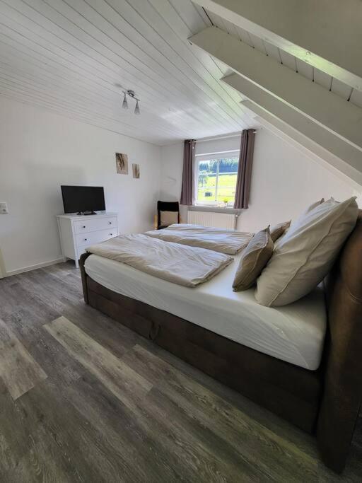 Ferienwohnung Im Ferndorftal Hilchenbach Bagian luar foto